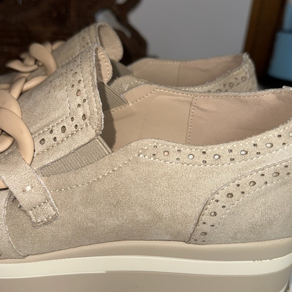 Corky’s  Footwear Size 8 - Picture 9 of 9